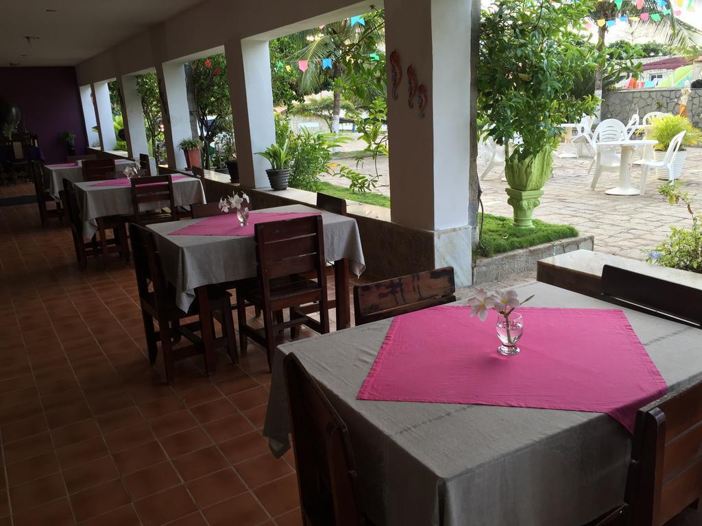 Beach Hotel Jacuma Buitenkant foto